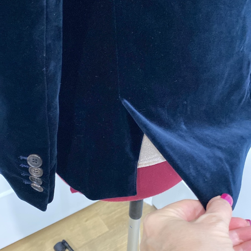 Deep Oxford Blue Velvet Tailored Blazer by Goop | Size 8 - Picture 9 of 13